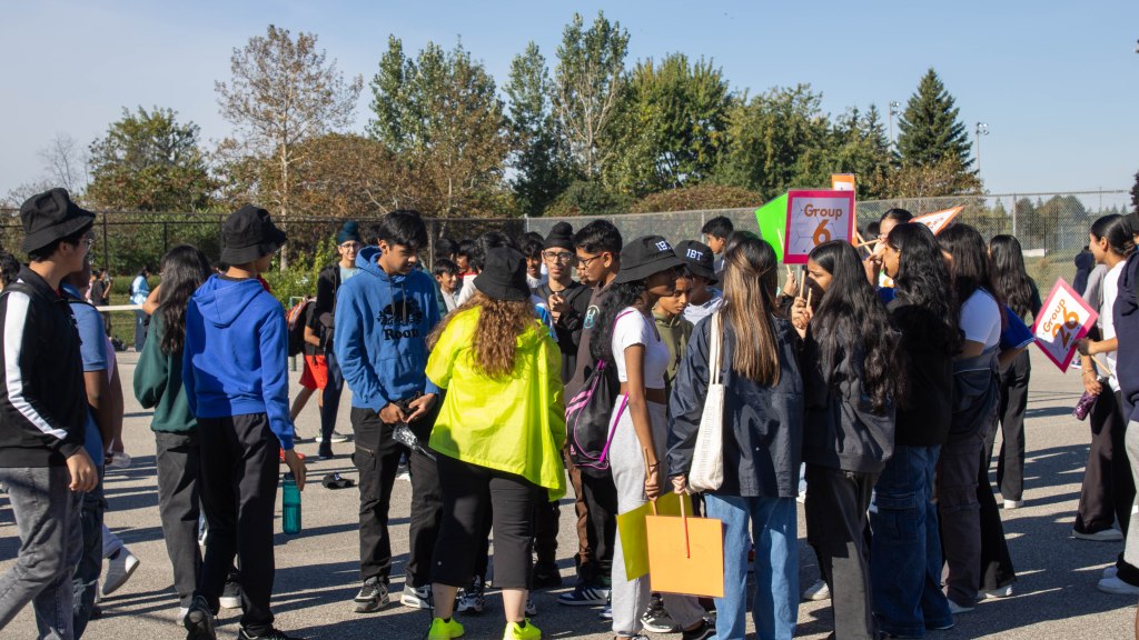 Students build connections at annual IBT&nbsp;retreat